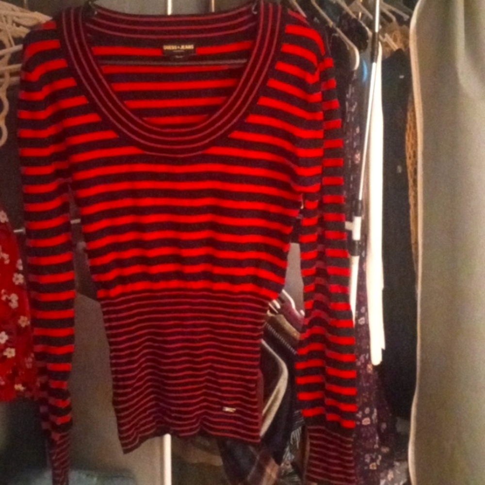 Guess Jeans Sweater Red & black stripes in great condition like knew. Size XL